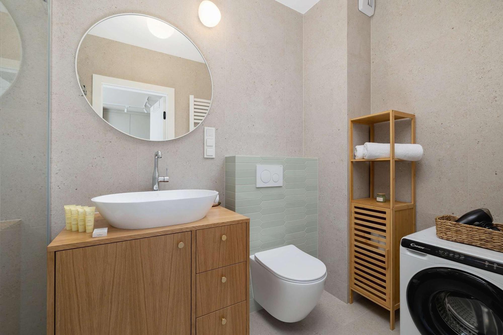 Apartment Sloneczna Comfy With Balcony & Parking By Renters