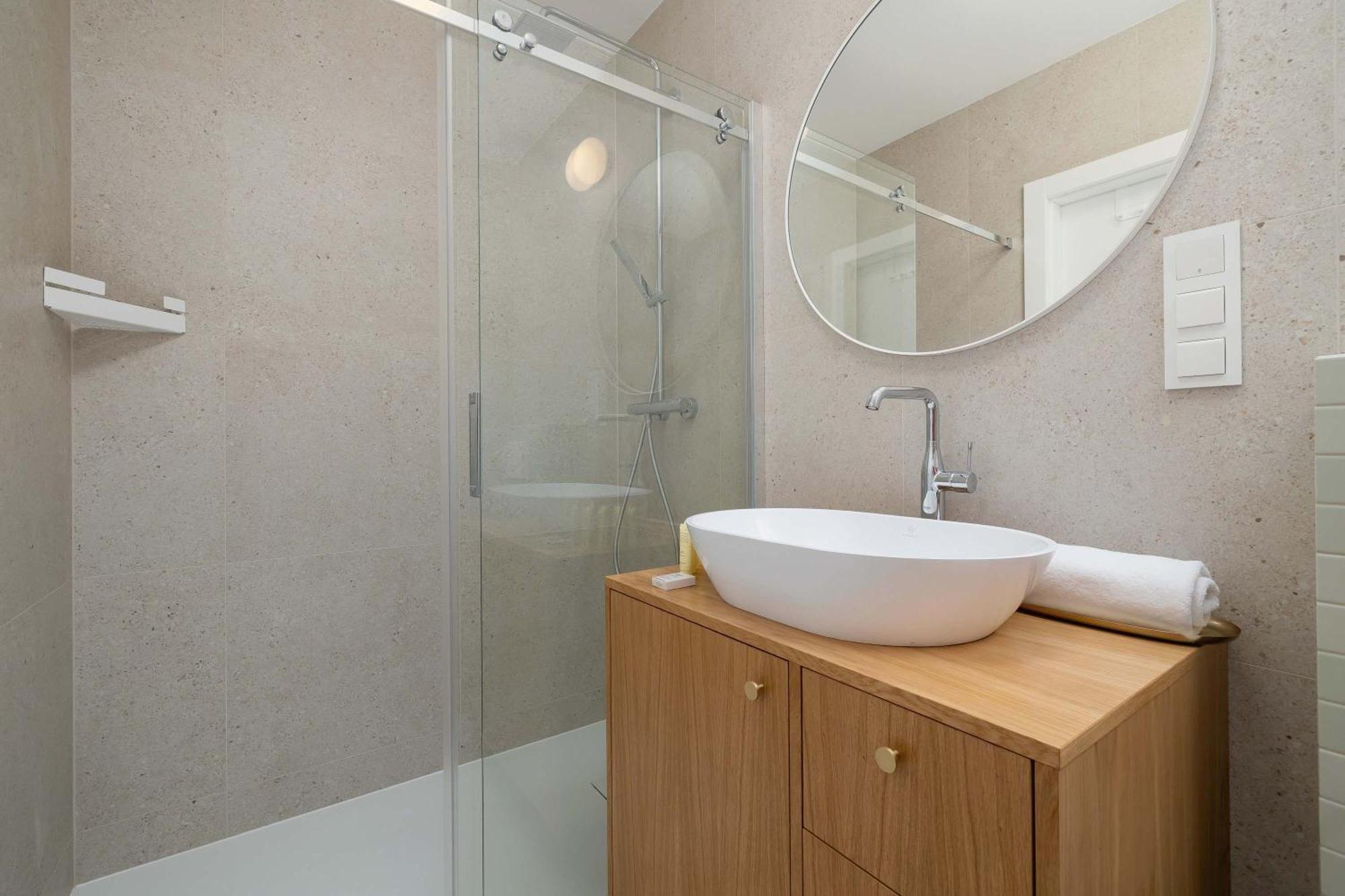 Sloneczna Comfy With Balcony & Parking By Renters Katowice