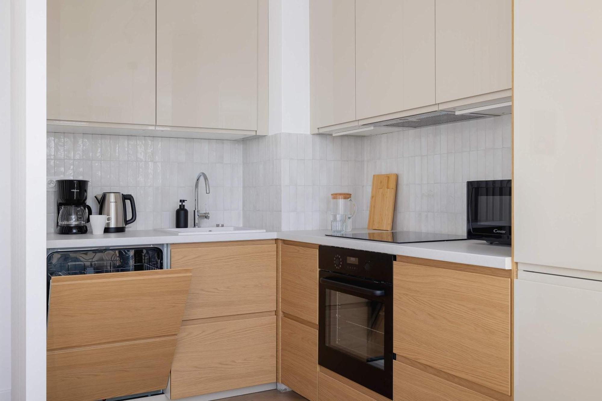 Apartment Sloneczna Comfy With Balcony & Parking By Renters Katowice